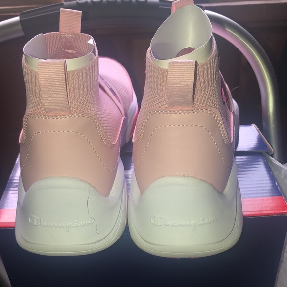 Champion Lady Legend sneakers like new only worn twice - Picture 5 of 6